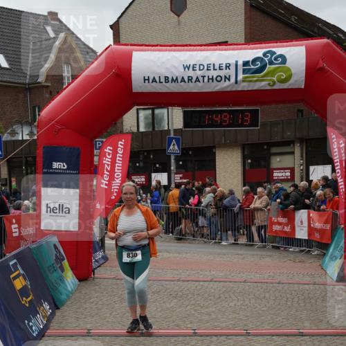 04.05.2025 - 8. Wedeler Halbmarathon Felixshl http://msf.ph/oto/7819694 04.05.2025 11:49:11 Ziel 355, 830 meine-sportfotos.de