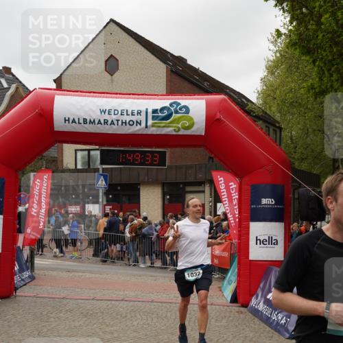 04.05.2025 - 8. Wedeler Halbmarathon Felixshl http://msf.ph/oto/7819711 04.05.2025 11:49:31 Ziel 325, 1032 meine-sportfotos.de