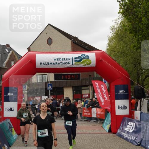 04.05.2025 - 8. Wedeler Halbmarathon Felixshl http://msf.ph/oto/7819721 04.05.2025 11:49:38 Ziel 66, 283, 366, 738, 1054, 1055 meine-sportfotos.de
