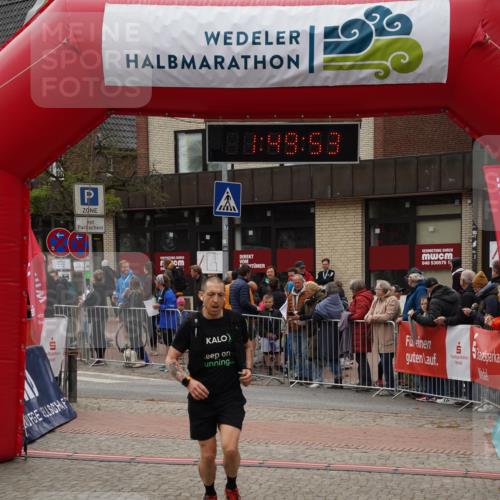 04.05.2025 - 8. Wedeler Halbmarathon Felixshl http://msf.ph/oto/7819736 04.05.2025 11:49:51 Ziel 841 meine-sportfotos.de