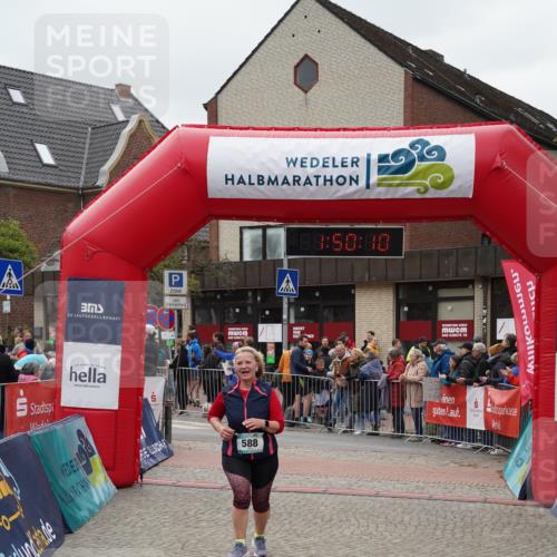 04.05.2025 - 8. Wedeler Halbmarathon Felixshl http://msf.ph/oto/7819750 04.05.2025 11:50:07 Ziel 588 meine-sportfotos.de