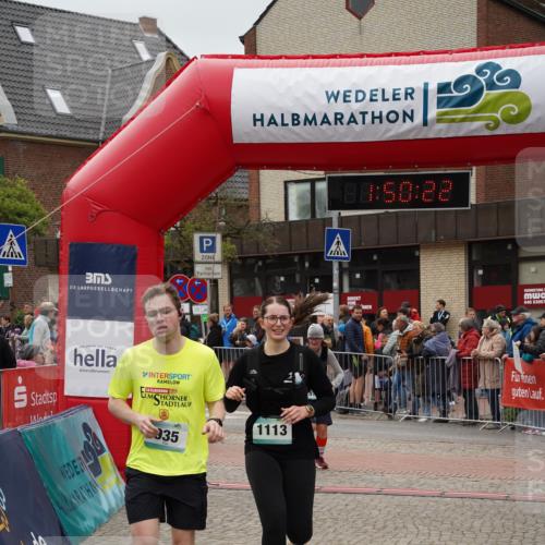04.05.2025 - 8. Wedeler Halbmarathon Felixshl http://msf.ph/oto/7819762 04.05.2025 11:50:20 Ziel 376, 552, 935, 1113 meine-sportfotos.de
