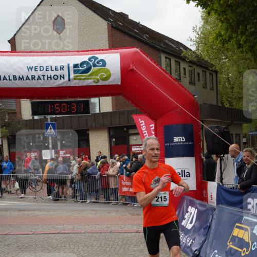 04.05.2025 - 8. Wedeler Halbmarathon Felixshl http://msf.ph/oto/7819778 04.05.2025 11:50:29 Ziel 215, 561 meine-sportfotos.de