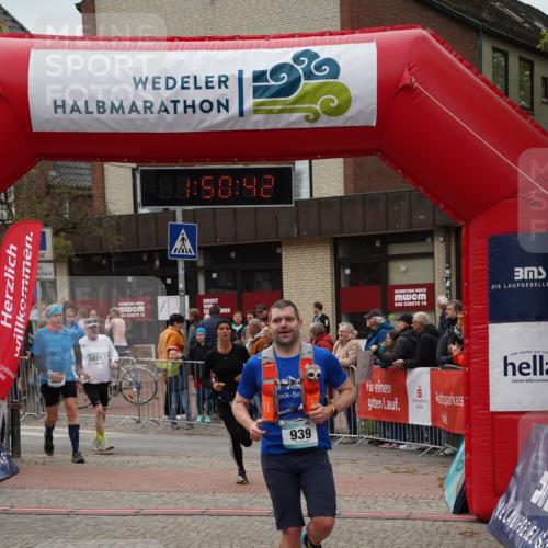 04.05.2025 - 8. Wedeler Halbmarathon Felixshl http://msf.ph/oto/7819790 04.05.2025 11:50:39 Ziel 468, 865, 939, 1071 meine-sportfotos.de