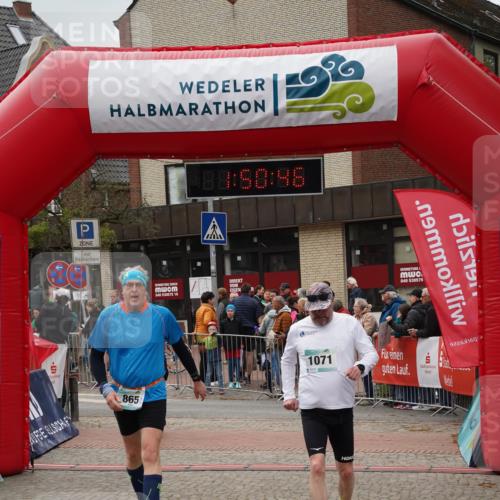 04.05.2025 - 8. Wedeler Halbmarathon Felixshl http://msf.ph/oto/7819804 04.05.2025 11:50:44 Ziel 468, 636, 865, 939, 981, 1071 meine-sportfotos.de