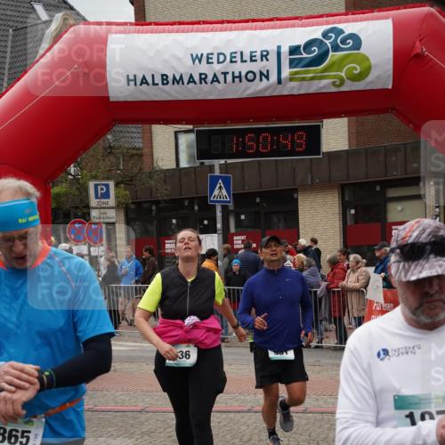 04.05.2025 - 8. Wedeler Halbmarathon Felixshl http://msf.ph/oto/7819812 04.05.2025 11:50:47 Ziel 468, 636, 865, 981, 1071 meine-sportfotos.de