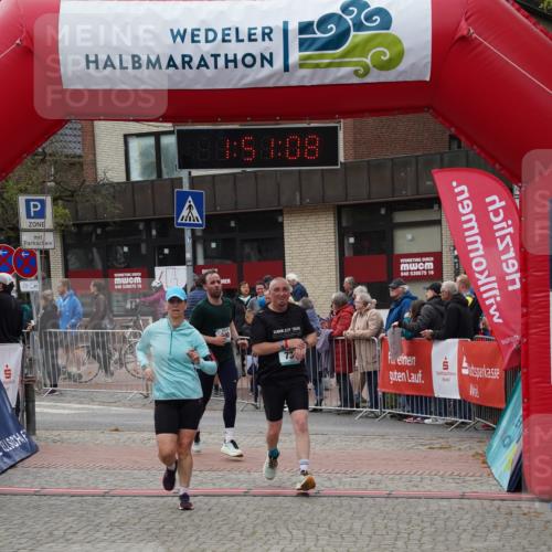 04.05.2025 - 8. Wedeler Halbmarathon Felixshl http://msf.ph/oto/7819834 04.05.2025 11:51:06 Ziel 400, 528, 731 meine-sportfotos.de