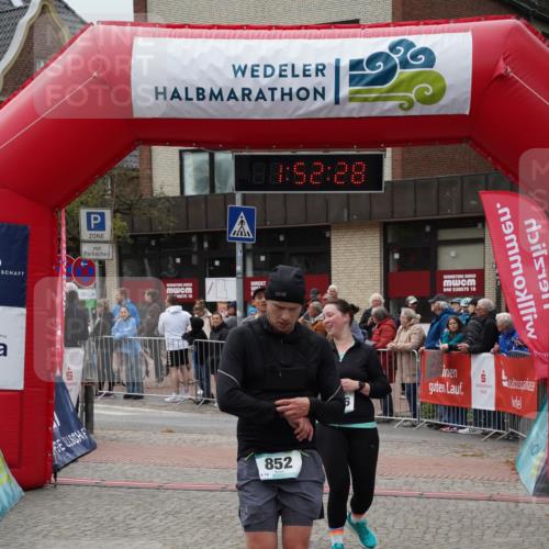 04.05.2025 - 8. Wedeler Halbmarathon Felixshl http://msf.ph/oto/7819917 04.05.2025 11:52:26 Ziel 123, 168, 852, 1166 meine-sportfotos.de