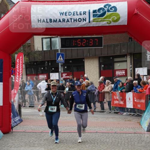 04.05.2025 - 8. Wedeler Halbmarathon Felixshl http://msf.ph/oto/7819931 04.05.2025 11:52:35 Ziel 488 meine-sportfotos.de