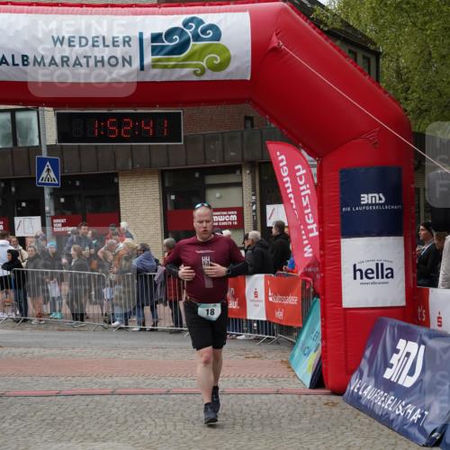 04.05.2025 - 8. Wedeler Halbmarathon Felixshl http://msf.ph/oto/7819943 04.05.2025 11:52:39 Ziel 18, 488 meine-sportfotos.de