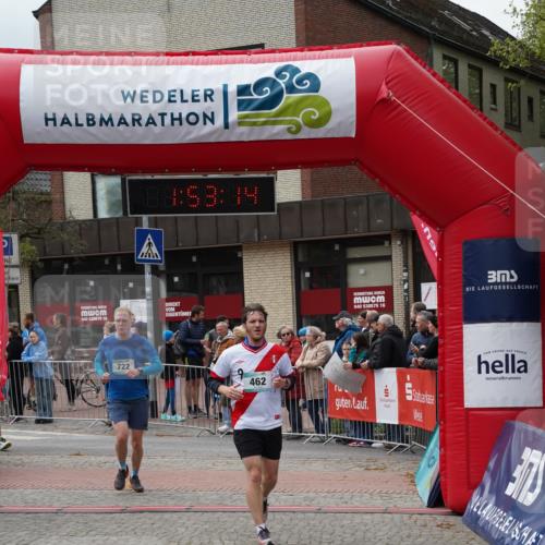 04.05.2025 - 8. Wedeler Halbmarathon Felixshl http://msf.ph/oto/7819970 04.05.2025 11:53:12 Ziel 50, 462, 722 meine-sportfotos.de