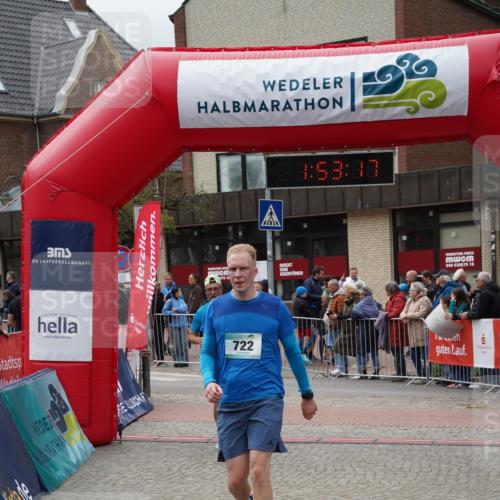 04.05.2025 - 8. Wedeler Halbmarathon Felixshl http://msf.ph/oto/7819981 04.05.2025 11:53:15 Ziel 50, 462, 722 meine-sportfotos.de