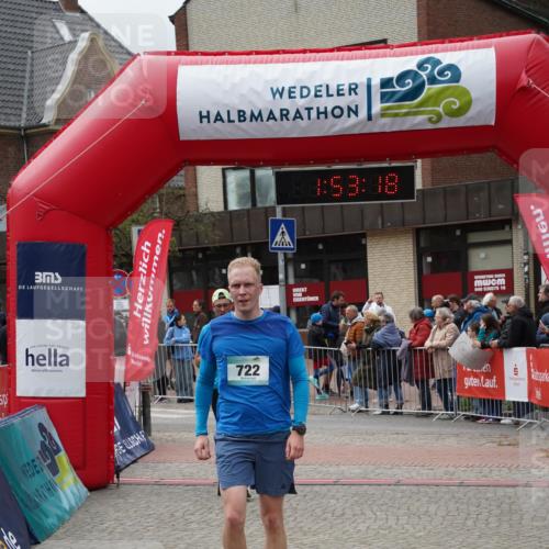 04.05.2025 - 8. Wedeler Halbmarathon Felixshl http://msf.ph/oto/7819982 04.05.2025 11:53:16 Ziel 50, 462, 722, 726 meine-sportfotos.de