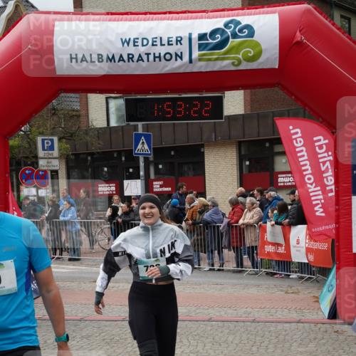 04.05.2025 - 8. Wedeler Halbmarathon Felixshl http://msf.ph/oto/7819990 04.05.2025 11:53:20 Ziel 50, 726 meine-sportfotos.de