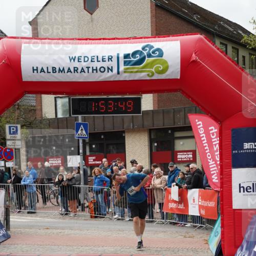 04.05.2025 - 8. Wedeler Halbmarathon Felixshl http://msf.ph/oto/7820014 04.05.2025 11:53:47 Ziel 585 meine-sportfotos.de