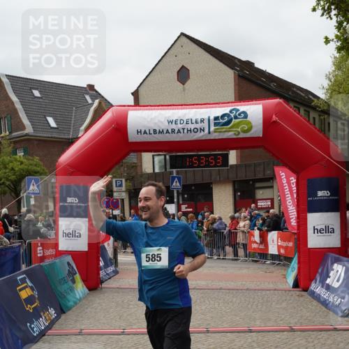04.05.2025 - 8. Wedeler Halbmarathon Felixshl http://msf.ph/oto/7820029 04.05.2025 11:53:51 Ziel 222, 585 meine-sportfotos.de