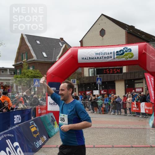04.05.2025 - 8. Wedeler Halbmarathon Felixshl http://msf.ph/oto/7820031 04.05.2025 11:53:52 Ziel 222, 585 meine-sportfotos.de