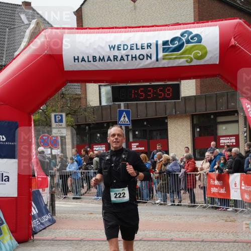 04.05.2025 - 8. Wedeler Halbmarathon Felixshl http://msf.ph/oto/7820039 04.05.2025 11:53:56 Ziel 222, 467, 925 meine-sportfotos.de