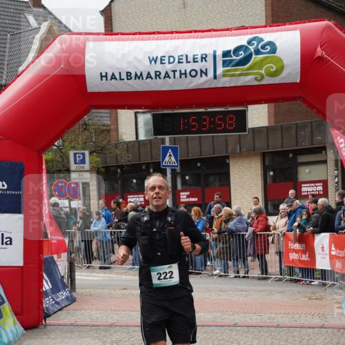 04.05.2025 - 8. Wedeler Halbmarathon Felixshl http://msf.ph/oto/7820040 04.05.2025 11:53:56 Ziel 222, 467, 925 meine-sportfotos.de