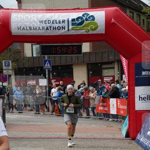 04.05.2025 - 8. Wedeler Halbmarathon Felixshl http://msf.ph/oto/7820070 04.05.2025 11:54:23 Ziel 360, 577, 1013 meine-sportfotos.de