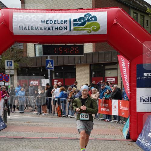 04.05.2025 - 8. Wedeler Halbmarathon Felixshl http://msf.ph/oto/7820074 04.05.2025 11:54:24 Ziel 317, 360, 577, 1013 meine-sportfotos.de