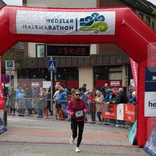 04.05.2025 - 8. Wedeler Halbmarathon Felixshl http://msf.ph/oto/7820080 04.05.2025 11:54:27 Ziel 317, 1013 meine-sportfotos.de