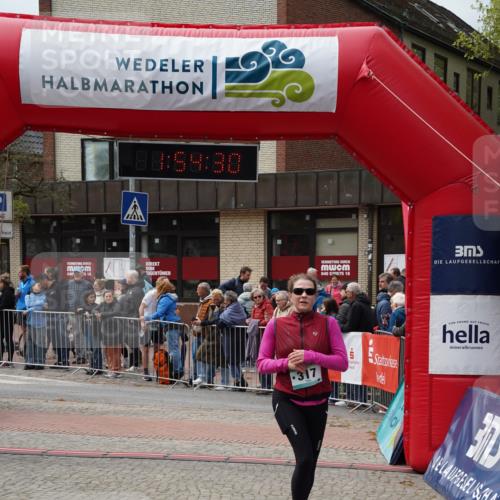 04.05.2025 - 8. Wedeler Halbmarathon Felixshl http://msf.ph/oto/7820085 04.05.2025 11:54:27 Ziel 317, 1013 meine-sportfotos.de