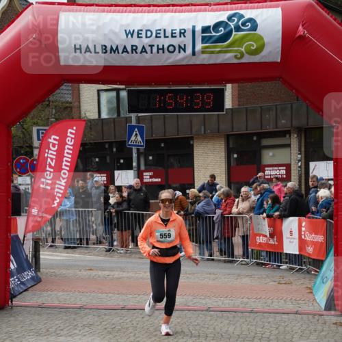 04.05.2025 - 8. Wedeler Halbmarathon Felixshl http://msf.ph/oto/7820097 04.05.2025 11:54:37 Ziel 371, 559 meine-sportfotos.de