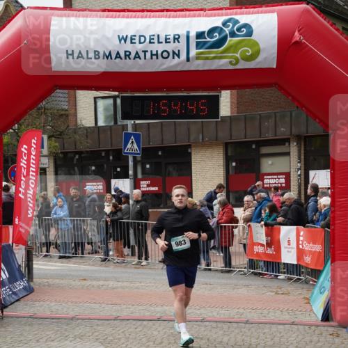 04.05.2025 - 8. Wedeler Halbmarathon Felixshl http://msf.ph/oto/7820106 04.05.2025 11:54:43 Ziel 559 meine-sportfotos.de
