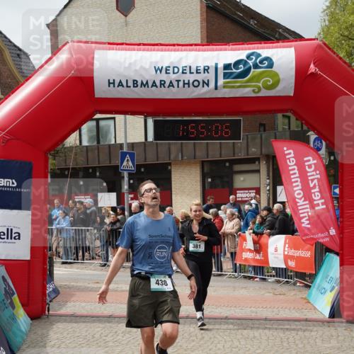 04.05.2025 - 8. Wedeler Halbmarathon Felixshl http://msf.ph/oto/7820150 04.05.2025 11:55:04 Ziel 240, 381, 429, 438, 873 meine-sportfotos.de