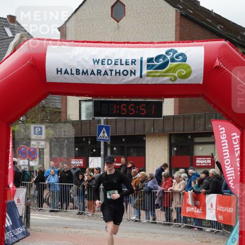 04.05.2025 - 8. Wedeler Halbmarathon Felixshl http://msf.ph/oto/7820182 04.05.2025 11:55:49 Ziel 676 meine-sportfotos.de