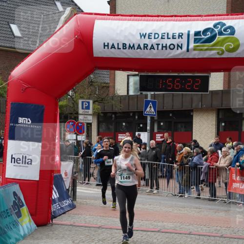 04.05.2025 - 8. Wedeler Halbmarathon Felixshl http://msf.ph/oto/7820214 04.05.2025 11:56:20 Ziel 989, 1149 meine-sportfotos.de