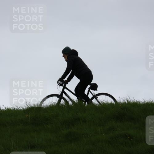 04.05.2025 - 8. Wedeler Halbmarathon Yannick Fuchs http://msf.ph/oto/7820217 04.05.2025 10:48:17 Laufen  meine-sportfotos.de