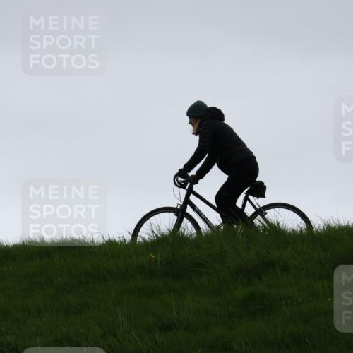 04.05.2025 - 8. Wedeler Halbmarathon Yannick Fuchs http://msf.ph/oto/7820220 04.05.2025 10:48:17 Laufen  meine-sportfotos.de