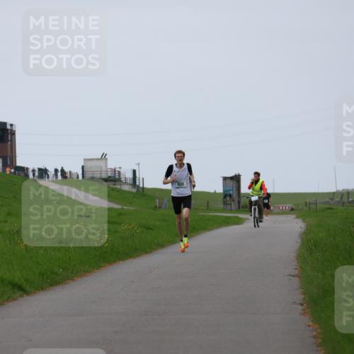 04.05.2025 - 8. Wedeler Halbmarathon Yannick Fuchs http://msf.ph/oto/7820239 04.05.2025 11:07:41 Laufen 932 meine-sportfotos.de