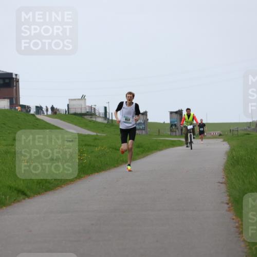 04.05.2025 - 8. Wedeler Halbmarathon Yannick Fuchs http://msf.ph/oto/7820244 04.05.2025 11:07:42 Laufen 932 meine-sportfotos.de