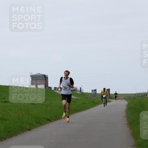 04.05.2025 - 8. Wedeler Halbmarathon Yannick Fuchs http://msf.ph/oto/7820256 04.05.2025 11:07:47 Laufen 932 meine-sportfotos.de