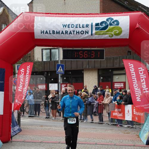 04.05.2025 - 8. Wedeler Halbmarathon Felixshl http://msf.ph/oto/7820270 04.05.2025 11:56:29 Ziel 1129 meine-sportfotos.de