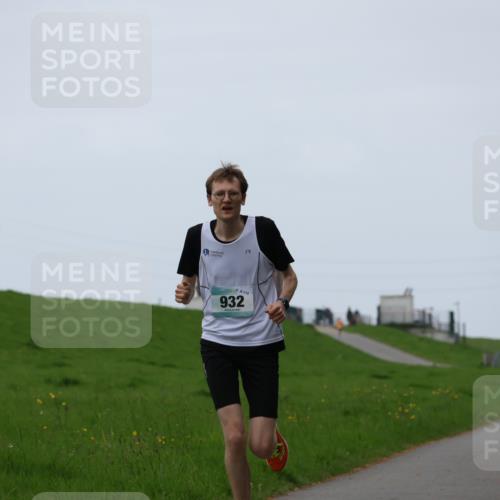 04.05.2025 - 8. Wedeler Halbmarathon Yannick Fuchs http://msf.ph/oto/7820272 04.05.2025 11:07:50 Laufen 115, 932 meine-sportfotos.de