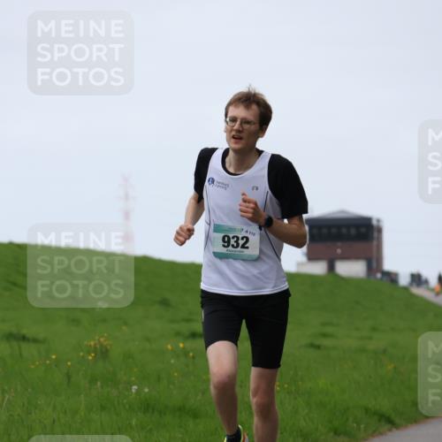 04.05.2025 - 8. Wedeler Halbmarathon Yannick Fuchs http://msf.ph/oto/7820283 04.05.2025 11:07:51 Laufen 115, 932 meine-sportfotos.de