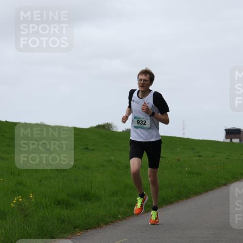 04.05.2025 - 8. Wedeler Halbmarathon Yannick Fuchs http://msf.ph/oto/7820295 04.05.2025 11:07:52 Laufen 115, 932 meine-sportfotos.de