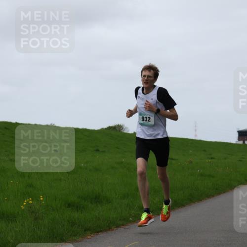 04.05.2025 - 8. Wedeler Halbmarathon Yannick Fuchs http://msf.ph/oto/7820296 04.05.2025 11:07:52 Laufen 115, 932 meine-sportfotos.de