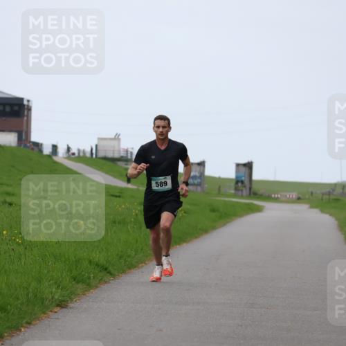 04.05.2025 - 8. Wedeler Halbmarathon Yannick Fuchs http://msf.ph/oto/7820365 04.05.2025 11:08:12 Laufen 589 meine-sportfotos.de