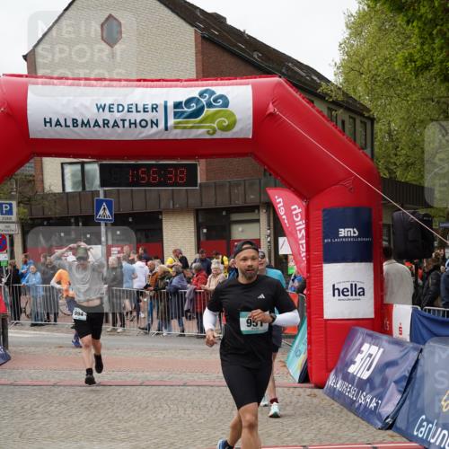04.05.2025 - 8. Wedeler Halbmarathon Felixshl http://msf.ph/oto/7820368 04.05.2025 11:56:36 Ziel 723, 951, 994, 1056 meine-sportfotos.de