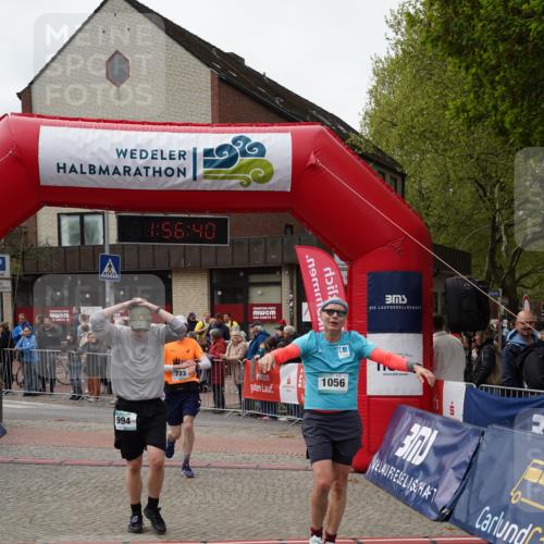 04.05.2025 - 8. Wedeler Halbmarathon Felixshl http://msf.ph/oto/7820378 04.05.2025 11:56:38 Ziel 723, 951, 994, 1056 meine-sportfotos.de