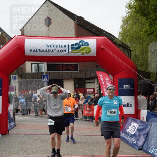 04.05.2025 - 8. Wedeler Halbmarathon Felixshl http://msf.ph/oto/7820390 04.05.2025 11:56:38 Ziel 723, 951, 994, 1056 meine-sportfotos.de