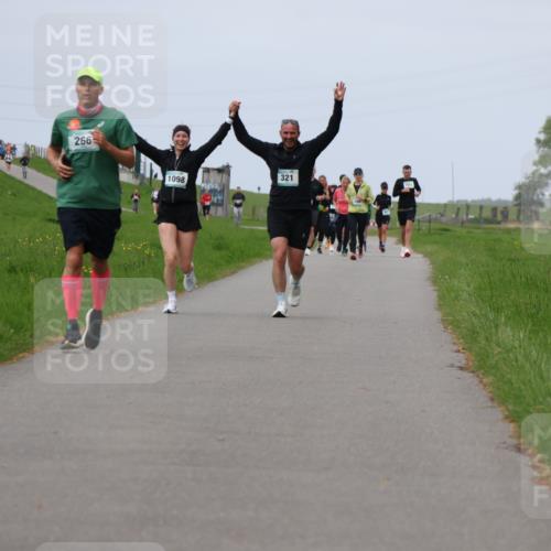 04.05.2025 - 8. Wedeler Halbmarathon Yannick Fuchs http://msf.ph/oto/7820482 04.05.2025 11:50:51 Laufen 266, 1098, 321 meine-sportfotos.de