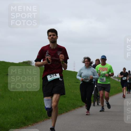 04.05.2025 - 8. Wedeler Halbmarathon Yannick Fuchs http://msf.ph/oto/7820497 04.05.2025 11:27:34 Laufen 10, 374, 389, 191 meine-sportfotos.de
