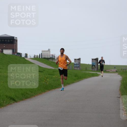 04.05.2025 - 8. Wedeler Halbmarathon Yannick Fuchs http://msf.ph/oto/7820506 04.05.2025 11:09:00 Laufen 184 meine-sportfotos.de