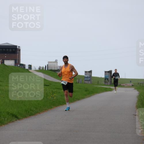 04.05.2025 - 8. Wedeler Halbmarathon Yannick Fuchs http://msf.ph/oto/7820509 04.05.2025 11:09:01 Laufen 1184 meine-sportfotos.de